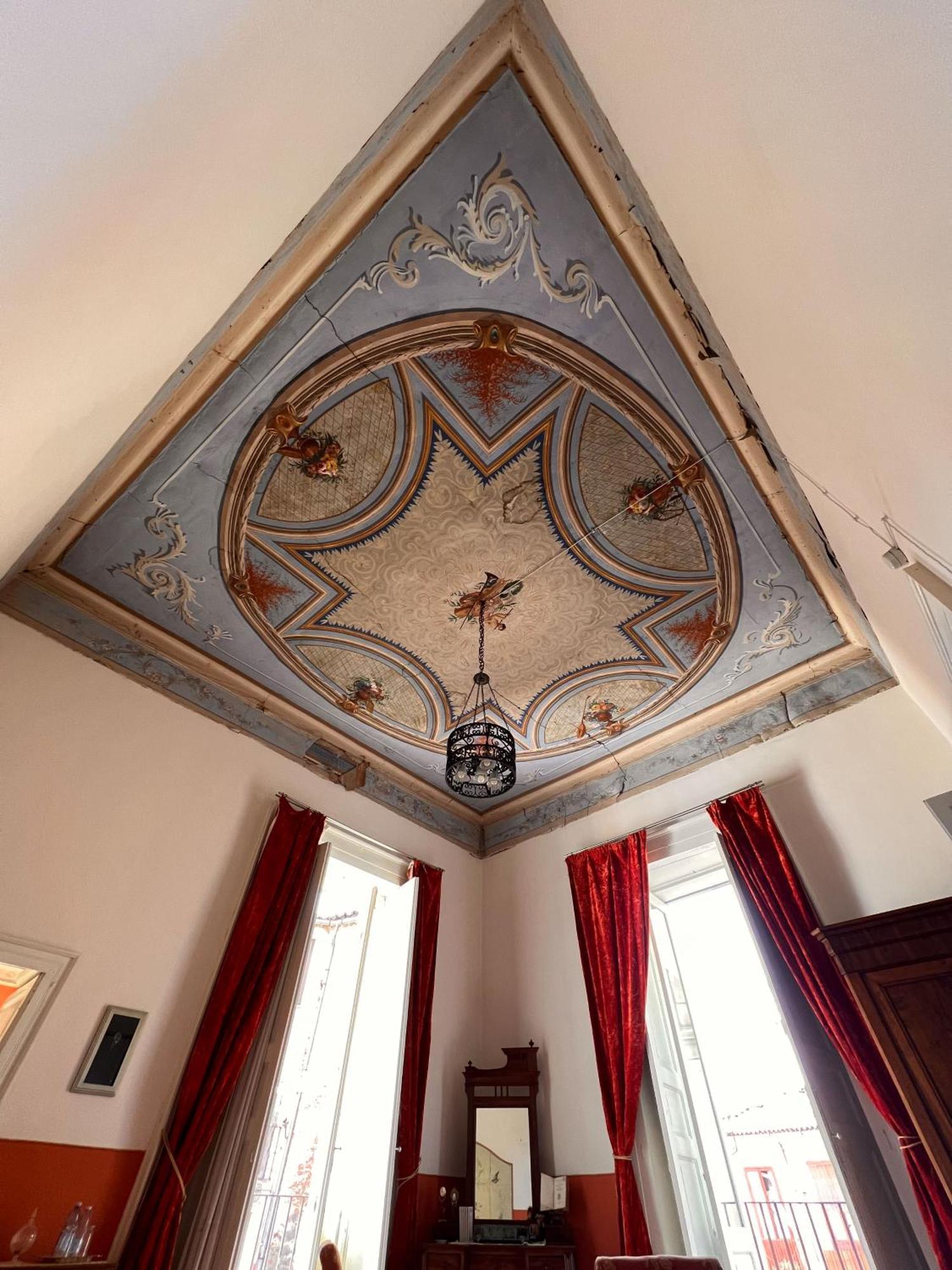 Dimora Storica Giostra Vecchia - Palazzo Grisolia 1809 Козенца Экстерьер фото