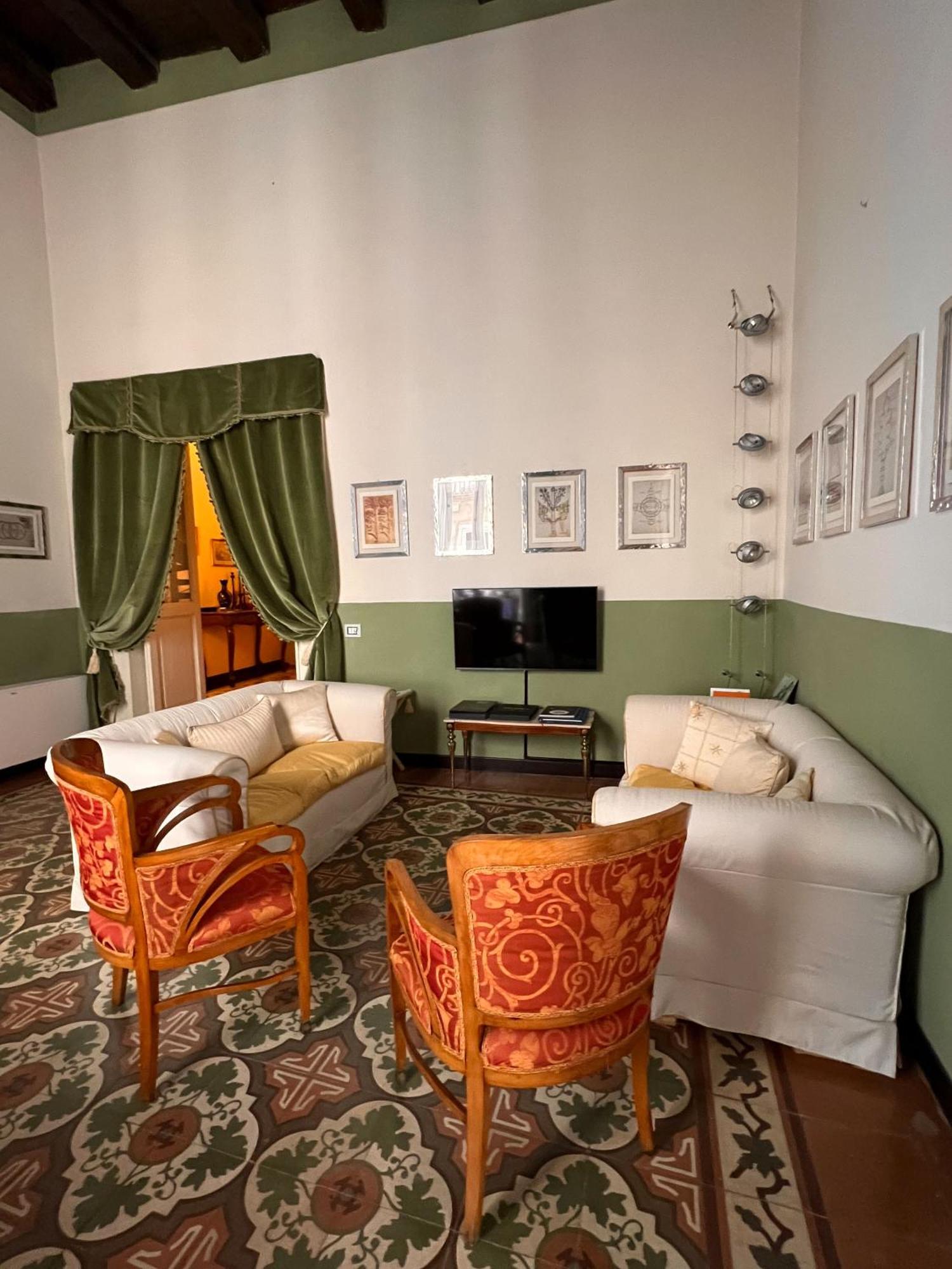 Dimora Storica Giostra Vecchia - Palazzo Grisolia 1809 Козенца Экстерьер фото