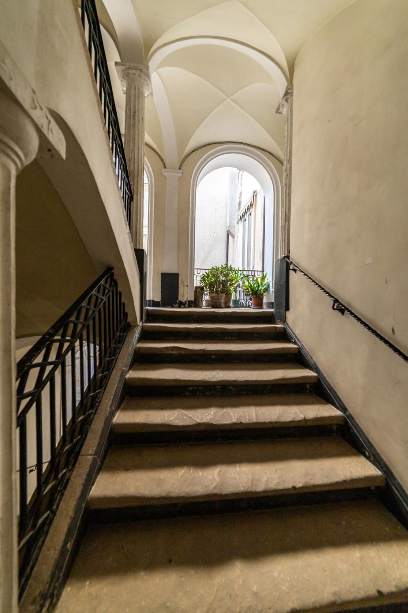 Dimora Storica Giostra Vecchia - Palazzo Grisolia 1809 Козенца Экстерьер фото