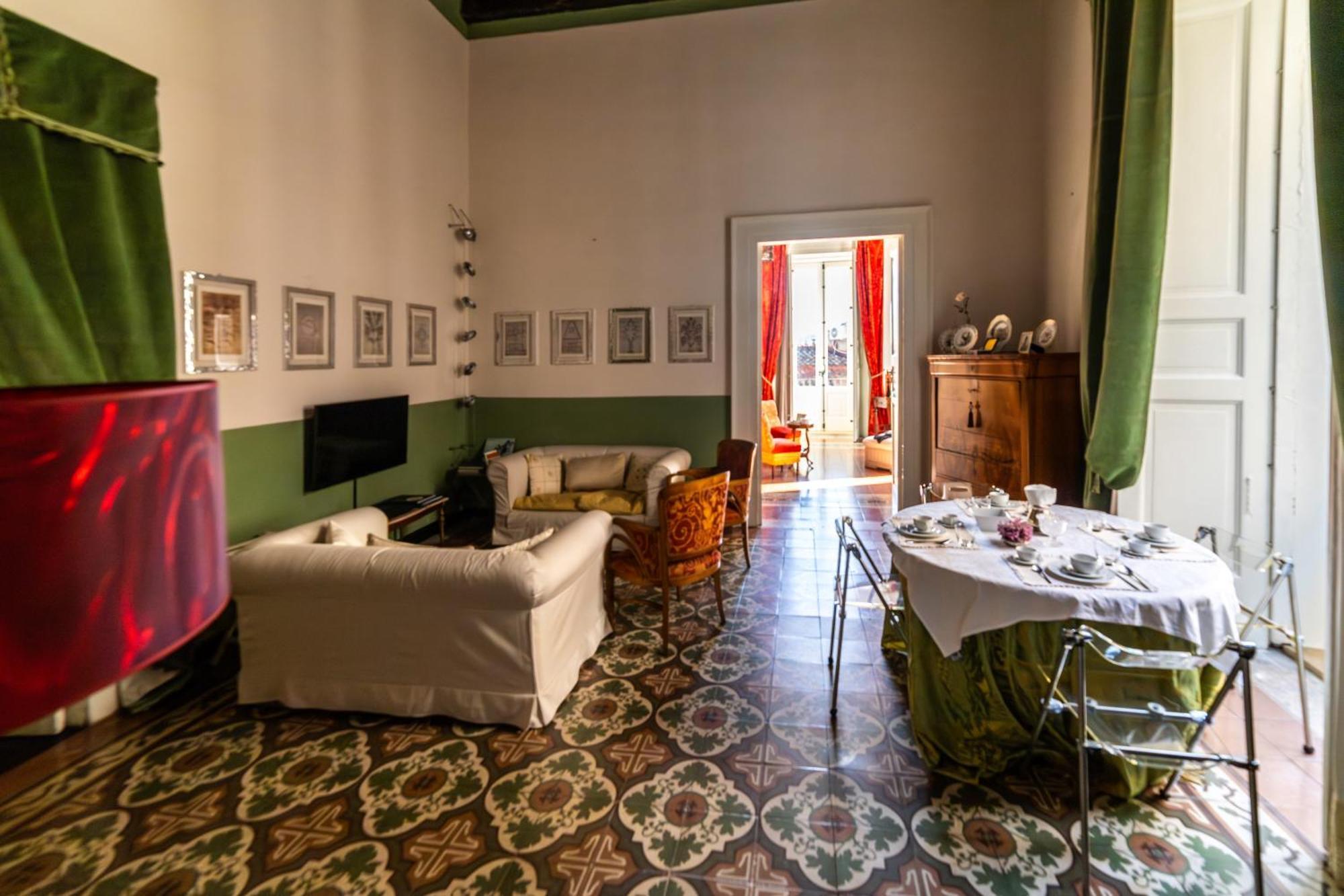 Dimora Storica Giostra Vecchia - Palazzo Grisolia 1809 Козенца Экстерьер фото